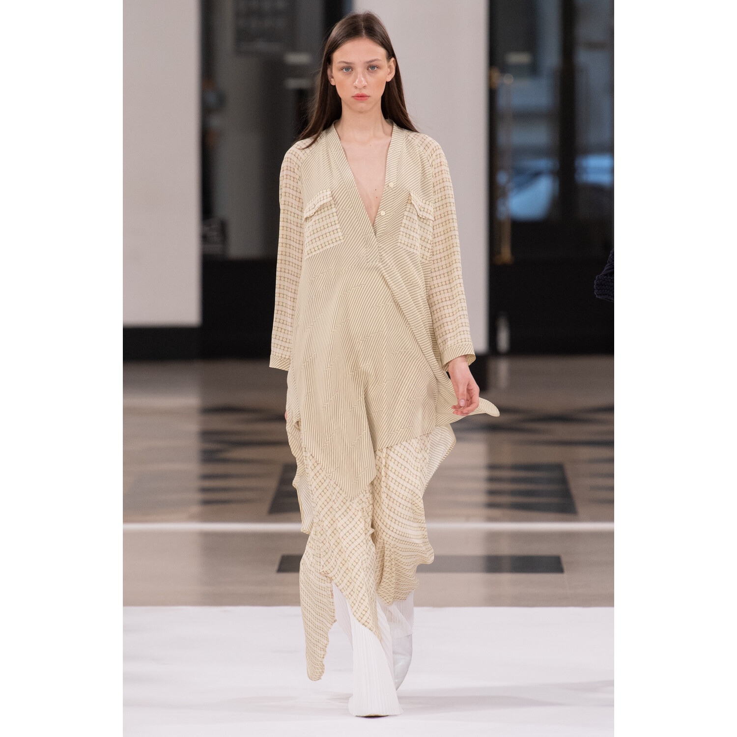 Фото Nobi Talai Spring 2019 PFW / Nobi Talai весна-лето 2019 Неделя моды в Париже
